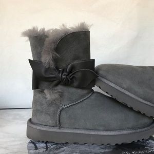 ugg daelynn boot grey
